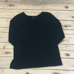 Black 3/4 sleeved crisscross top